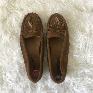 Minnetonka Moccasins with beads and frills